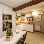 Maravillosa Vivienda Con Jardin Y Barbacoa.