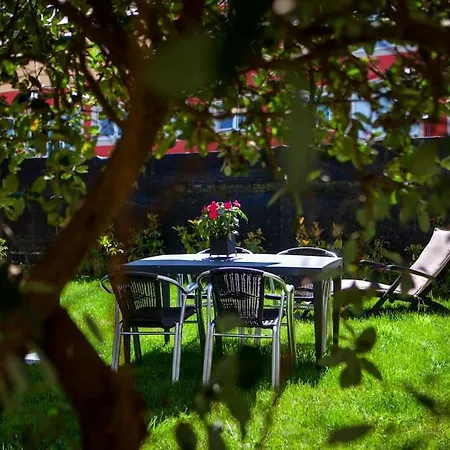 Semesterbostad Maravillosa Vivienda Con Jardin Y Barbacoa. *